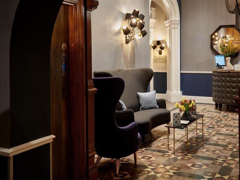 Oddfellows On The Park Чедл Экстерьер фото The hotel's lobby