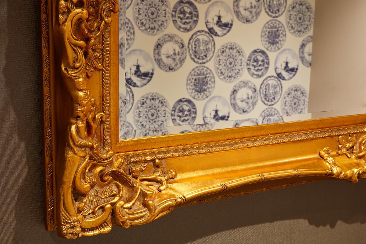 Oddfellows On The Park Чедл Экстерьер фото Detail of a gold-gilt frame